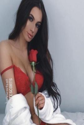 Samtige Lenia Escort Kitzbühel
